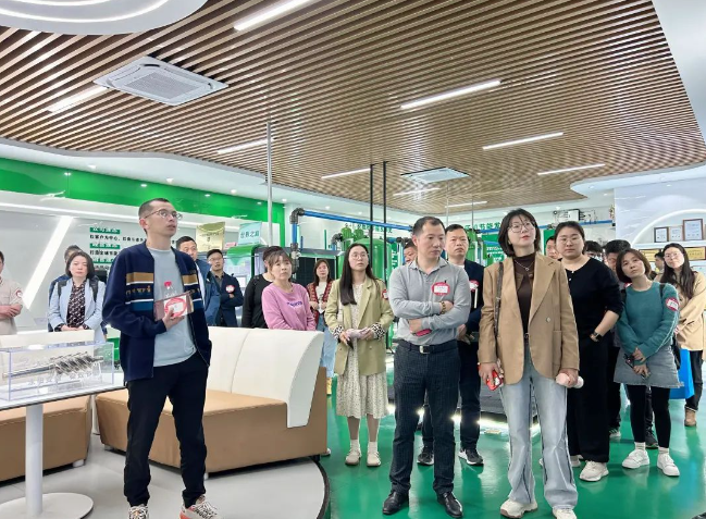 上海盛和塾参访萨震压缩机（上海）有限公司.png